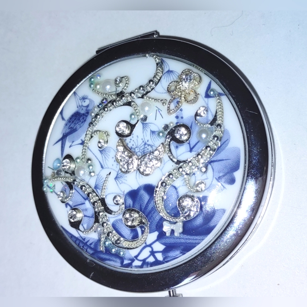 18th Century Style Vintage Compact Mirror Embellished - Picture 5 of 17